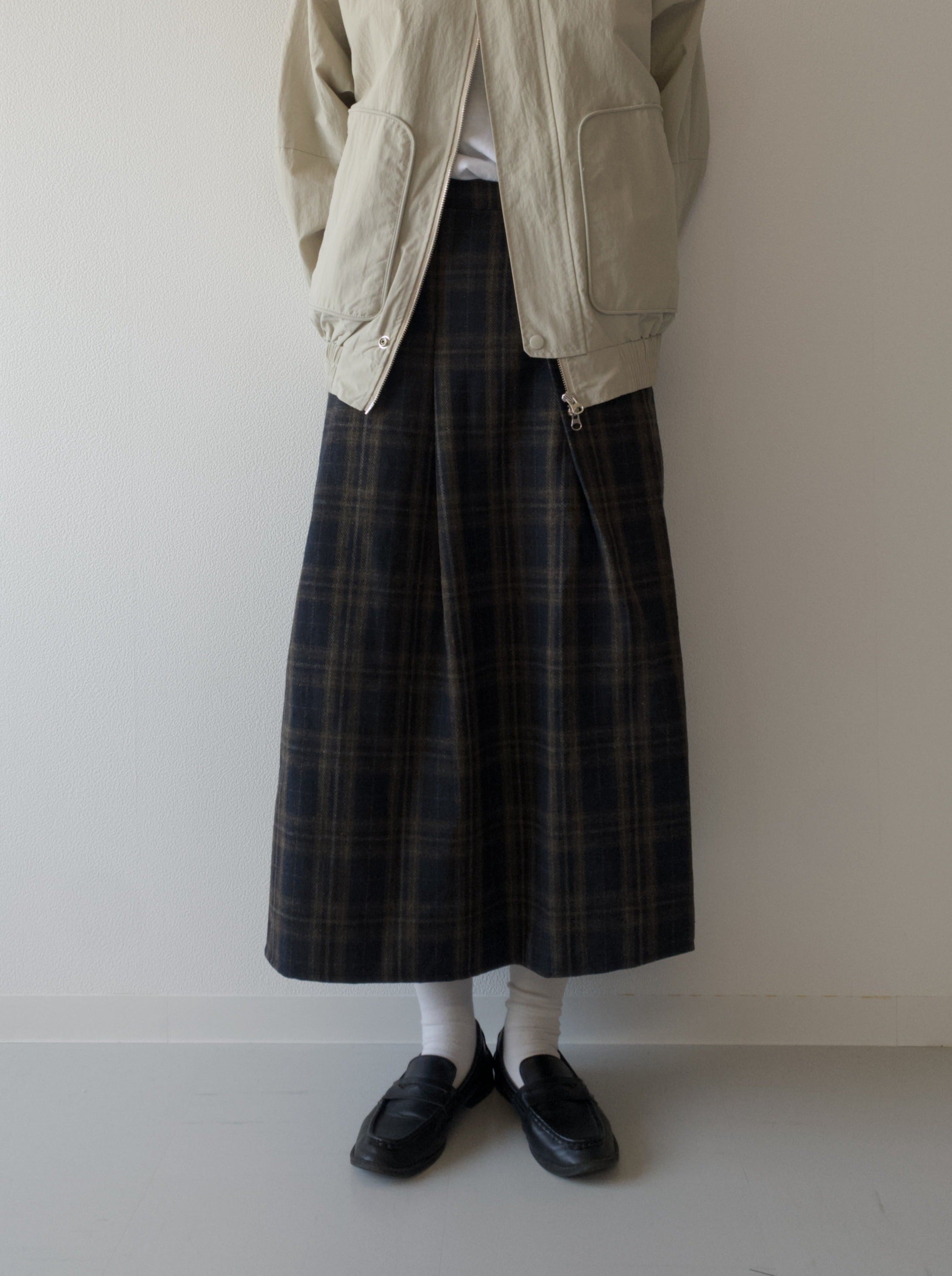 WOOL PLEATS CHECK SKIRT – Bargiee